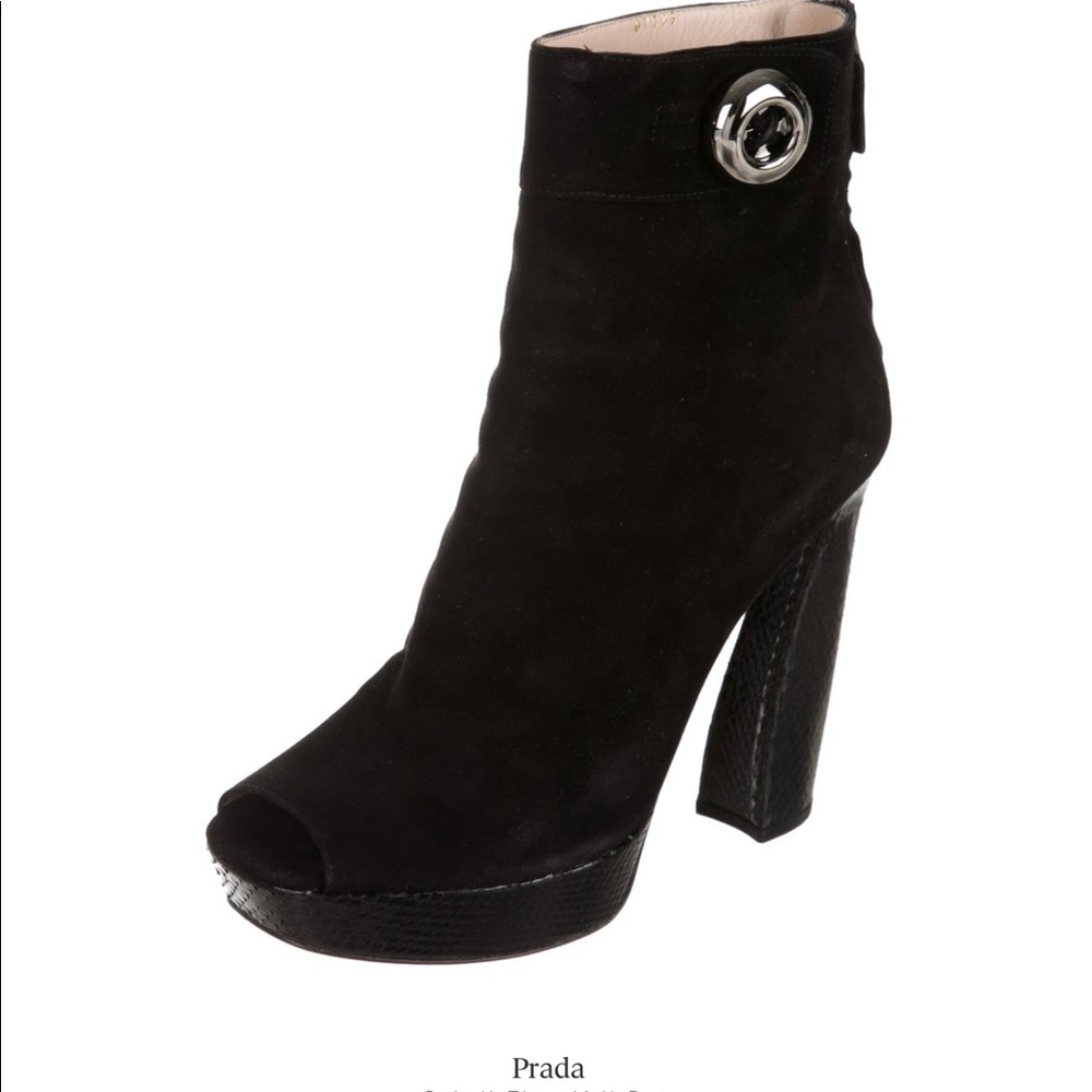 Suede and snakeskin Prada booties!AUTHENTIC SIZE 8! - Picture 2 of 6